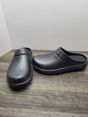 Oofos OOcloog Luxe Clog Black Sparkle Women’s Size 7 New